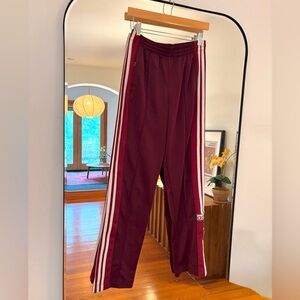 Adidas Vintage Wideleg Maroon Track Pants with White Stripes - Size Small